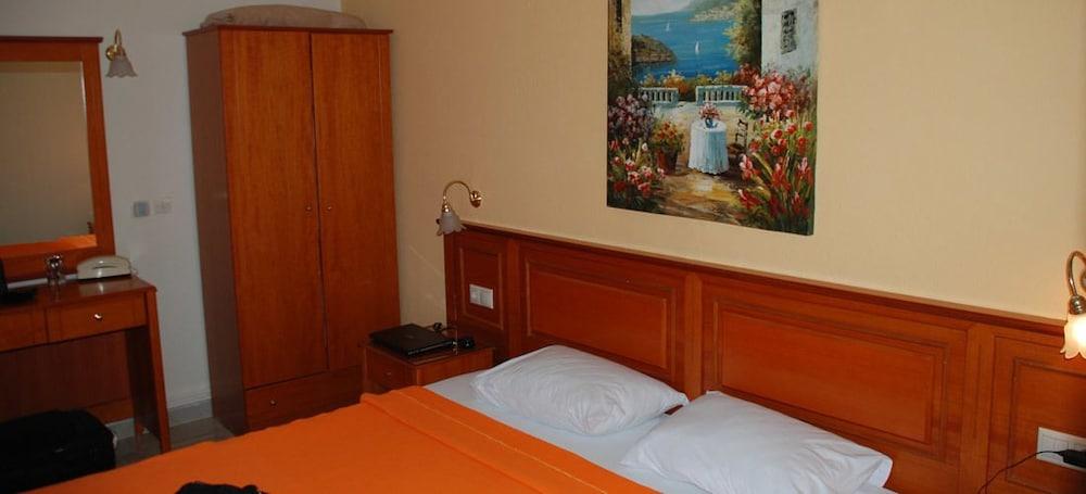 Hotel Platon Beach Olympiaki Akti Exterior photo