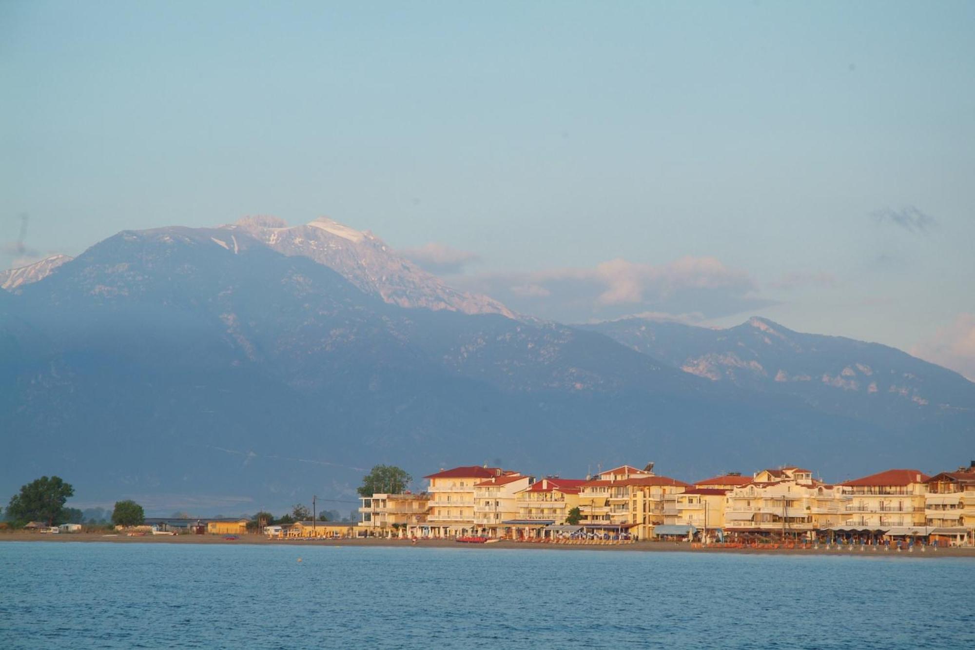 Hotel Platon Beach Olympiaki Akti Exterior photo